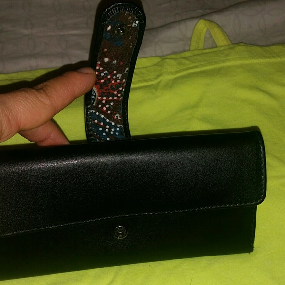 Wallet - Picture 3 of 5